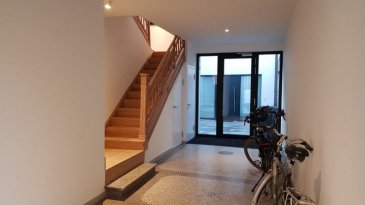 !!!!!!!!!!!!!!!!! Opportunité à ne pas rater !!!!!!!!!!!!!!!!!!!!!<br>ImmoNordstroos à d\'honneur de vous présenter cet magnifique appartement de 55m2 situé dans un immeuble complètement rénové en 2018, proche de toutes commodités .<br><br>Cet appartement se compose comme suit;<br>- Hall d\'entrer<br>- Cuisine équipée <br>- Living<br>- 2 Chambres<br>- Salle de douche + WC<br>Une cave de +/- 9 m2 et une buanderie viennent completer ce bien.<br><br>Pour plus des renseignement n\'hésiter pas de me contacter au 691 238 008.