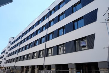 Résidence KYAN à ESCH-SUR-ALZETTE  Immeuble en voie de finitions de haut standing composé de 56 appartements et de 5 surfaces commerciales répartis sur 6 étages. La résidence est située à l’angle de la rue Pasteur et du boulevard Prince Henri et est divisée en deux blocs adjacents, A et B.  Local commercial de 83 m2 numéro 073 + dépôt attenant de 26,73 m2 au rez-de-chaussée.  Prix emplacement intérieur : à partir de 62.000,- euros (TVA 3% inclus) Prix cave: à partir de 5.500,- euros (TVA 3% inclus)  Le prix affiché s’entend à 3% de TVA.  Disponibilité: 2ème trimestre 2020.  Esch-sur-Alzette se trouve à 15 minutes de Luxembourg-ville et à proximité de toutes les commodités.  Plans et cahier des charges sur demande  Contact : Nassim Toloui  Téléphone : 691 120 478