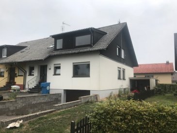 Doppelhaushälfte