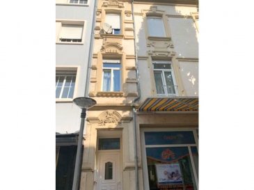 !!!!!!!!!!!!! Opportunité à ne pas rater !!!!!!!!!!!!<br><br>ImmoNordstrooss à l\'honneur de vous presenter ce magnifique Duplex d\'une superficie de 62 m2 peut être vendu avec le Duplex à coté.<br><br>Ce beau bien est composé comme suit :<br>- Entrée<br>- Living<br>- Cuisine équipée <br>- 1 Chambres  <br>- Espace Bureau<br>- Salle de bain avec WC<br>- WC séparée<br><br>Une cave et une buanderie viennent compléter ce bien.<br><br>Le bien est actuellement loué peut être vendue loué ou pas. <br><br>Pour plus de renseignements ou une visite (visites également possibles le samedi sur rdv), veuillez contacter le 661 791 504