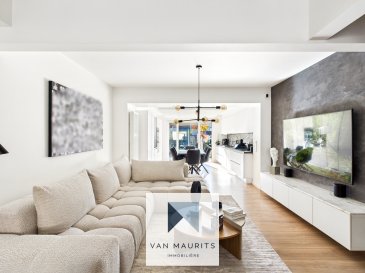 Située dans le quartier résidentiel de Fousbann, un secteur calme et recherché de Differdange, cette maison mitoyenne entièrement isolée offre un cadre de vie agréable et pratique.

Le quartier est apprécié pour son ambiance familiale, ses infrastructures modernes et sa bonne desserte en transports en commun, avec plusieurs arrêts de bus à proximité. Fousbann abrite l'École fondamentale du quartier, une Maison Relais ainsi qu'un hall sportif, offrant des services de garde et des installations sportives pour les enfants et les jeunes. La maison se trouve à seulement 10 minutes à pied de l'école internationale et à 15 minutes de la gare.

Un parking public gratuit avec des bornes de recharge électrique est également accessible à proximité, gratuit pour les résidents du quartier.

Édifiée sur un terrain de 2,12 ares, elle propose une surface habitable d'environ 170 m², avec des dalles en béton. Entièrement rénovée entre 2021 et 2024 avec des matériaux de qualité et un soin particulier apporté aux finitions ? les travaux ayant été réalisés pour un usage personnel et durable ? la maison se distingue par son style moderne, son confort et sa luminosité.

Une extension a été ajoutée afin d'agrandir l'espace au rez-de-chaussée et au premier étage, permettant une circulation plus fluide et des volumes plus généreux.

Elle se compose comme suit :

Au rez-de-chaussée, l'entrée ouvre sur une pièce de vie d'environ 50 m², comprenant un salon spacieux et une cuisine ouverte entièrement équipée, avec un accès direct à la terrasse et au jardin exposé plein sud.

Au premier étage, un palier de 6,5 m² mène à deux chambres lumineuses : l'une de 21 m² avec accès à une terrasse, l'autre de 15 m². Une salle de douche moderne avec douche, lavabo et WC suspendu complète ce niveau.

Le deuxième étage accueille une troisième chambre de 15 m² ainsi qu'une seconde salle de douche de 6 m².

Le sous-sol bénéficie d'un espace totalement indépendant avec entrée séparée. Déjà préparé pour être aménagé, il peut devenir un studio autonome, une salle de sport, une salle de cinéma ou une chambre supplémentaire. Il se compose d'une grande pièce de 40 m² avec accès direct au jardin et d'une salle de douche de 5 m². Cet espace remplit les conditions légales pour un usage locatif, représentant une opportunité de revenu complémentaire ou une solution idéale pour un adolescent, de la famille en visite ou une activité professionnelle.

À l'extérieur, une terrasse de 20 m² ainsi qu'un jardin ensoleillé avec piscine hors-sol et cabane isolée complètent l'ensemble. La terrasse reste à finaliser par les prochains propriétaires.

Généralités :
? Isolation complète
? Chaudière au gaz installée en 2016
? Chauffage par radiateurs
? Fenêtres en double vitrage PVC
? Connexion fibre optique

 

Agent responsable du bien : Lydia Indjova
Tél. : +352 661 331 628
E-mail : lydia@vanmaurits.lu