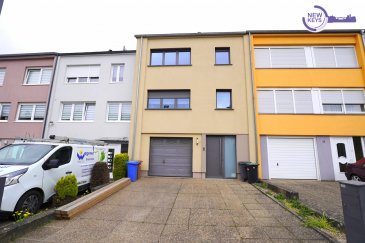 New Keys à le plaisir de vous présenter cette charmante maison de +/− 145m2 avec 4 chambres, située dans une zone d'habitation calme, dans une rue sans issue à Differdange.
Entièrement rénovée en 2018 et parfaitement entretenue, cette maison se compose de la manière suivante :

Rez-de-chaussée :
-	Hall d’entrée
-	Studio indépendant (chambre, salle de douche, dressing)
-	Cave, buanderie,
-	Garage + stationnements extérieurs
-	Accès au jardin

1er étage :
-	Spacieux séjour 
-	Cuisine ouverte entièrement équipée avec îlot central
-	Salle de douche
-	Accès à la grande terrasse de +/− 25 m²
-	Escalier extérieur menant au jardin

2áµ‰ étage :
-	3 chambres à coucher 
-	Salle de bain avec baignoire

Aucun travaux nécessaires
Studio indépendant au rez-de-chaussée
Panneaux solaires photovoltaïques (2025)
Quartier calme et résidentiel


Pour plus d'informations ou pour organiser une visite n'hésitez pas à nous contacter au 27 99 86 23 ou 661 120 388 ou par mail info@newkeys.lu

Les prix s'entendent frais d'agence inclus dans le prix et payable par le vendeur.

Nous recherchons en permanence pour la vente et pour la location, des appartements, maisons, terrains à bâtir pour notre clientèle déjà existante.
N'hésitez pas à nous contacter si vous avez un bien pour la vente ou la location.

Estimation gratuite.

**** Découvrez tous nos autres biens sur notre site **** www.newkeys.lu