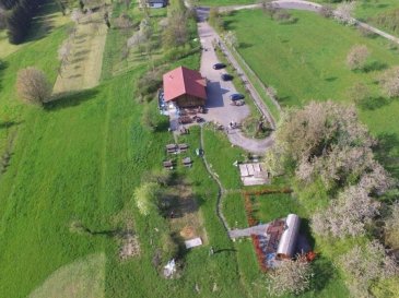 A vendre beau complexe touristique à 2 km de la frontière allemande à 1h du Luxembourg, de METZ situé dans la nature,  un vrai havre de paix au cœur de la nature, avec des sentiers de randonnées.

On y trouve un 