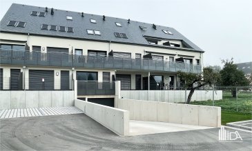 L'Immobilière de l'Attert vous propose en location cet agréable appartement situé à Redange-sur-Attert, toutes les commodités sur place.

L'appartement de +/- 48,22 m² situé au rez-de-chaussée se compose de:

- hall d'entrée avec placards intégrées
- wc séparé
- salle de douche, lavabo 
- séjour / salle à manger avec coin cuisine équipée, sortie sur terrasse de +/- 10 m²
- 1 chambre à coucher (sans fenêtre).

L'appartement dispose d'un emplacement de parking extérieur et d'une cave.

Loyer : 1 000€
Charges : 200€
Caution : 2 mois de loyer
Frais d'agence : 1 mois de loyer + TVA (partagé 50/50 entre locataire et bailleur)

Ce bien vous intéresse ! Merci de remplir le 