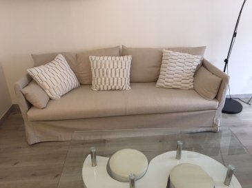 Lux-Bonnevoie

Newgest, vous propose un magnifique appartement dans un quartier très prisé de la ville, au 1 er étage d'une petite résidence.

L'appartement entièrement meublé se compose d'un hall d'entrée, salon salle à manger, cuisine équipée, salle de douche, une chambre à coucher.

Disponibilité 15.09.2020

N'hésitez pas de nous contacter pour une visite.

info@newgest.lu  ou 691125293
