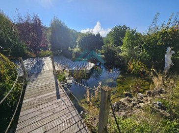 Belardimmo vous propose cette Maison d'Exception à Roussy-le-Village, Découvrez cette magnifique maison de 240 m² habitables située à Roussy-le-Village. Composée de 9 pièces, dont 4 chambres spacieuses, cette propriété vous offre un cadre de vie exceptionnel. 

La maison est composée comme suit:

RDC (Sous-sol):

- Grand garage pour 2 voitures
- Cuisine d'été avec accès spa( jacuzzi, sauna, hammam, douche)
- WC séparé
- Accès extérieur
- Grande cave
- Cave à vin

A l'étage:

- Hall d'entrée avec placard
- Grand salon séjour avec cheminée
- Cuisine équipée
- Second salon/salle à manger avec accès terrasse avec vue exceptionnelle
- 2 chambres
- Salle de bain avec baignoire et douche
- WC séparé

Sous-comble:

- Belle espace bureau
- 2 grandes chambres


Pour les moments de détente, un spa avec jacuzzi, sauna et Hammam est à votre disposition. 
À l'extérieur, le jardin paysagé avec un bassin type japonais composé de carpe vous séduira et son terrain de pétanque, idéal pour les loisirs. 
La terrasse est parfaite pour recevoir vos invités ou simplement profiter des beaux jours. Ne manquez pas l'opportunité de visiter cette propriété unique alliant luxe et tranquillité.

Pour plus d'informations veuillez contacter Monsieur David Kempf au 00 352 621 631 841 ou par mail david.kempf16@gmail.com