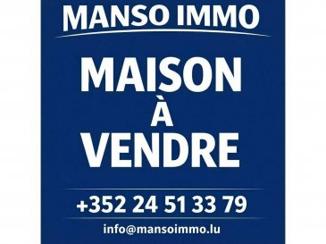MANSO IMMO vous propose en exclusivité cette belle maison libre de trois côtés avec 4 chambres érigée sur une parcelle de 2a20ca. Cette maison entièrement restaurée vous propose de grands espaces idéalement pour une famille nombreuse proche de toutes commodités dans la ville de Rumelange. Vous y trouverez le confort nécessaire et de gros volumes pour toute la famille. Idéalement conçue cette demeure vous propose beaucoup de luminosité et tranquillité. Un coup de coeur garantie au final de votre visite est assuré, car la facilité de la vie quotidienne y est réunie proche des transports en commun reliant les plus grandes villes du sud luxembourgeois mais également de la ville de Luxembourg.

Sur 3 différents niveaux avec +- 130m2 habitables et 235m2 au total, elle se compose comme suit :

- Au rez-de-chaussée :
Lors de l'entrée vous serez surpris par un long couloir d'entrée desservant toutes les pièces à ce niveau. Un vaste salon / salle à manger donnant accès à la terrasse et au jardin idéalement exposés offrant une parfaite qualité de vie pour toute la famille. Une cuisine complètement équipé et fonctionnelle mais surtout très pratique pour chaque amateur chef cuisinier. Une première chambre ou bureau de 14m2 ainsi qu'un WC séparé complètent ce niveau ayant une hauteur aux plafonds de 2,80m.

- Au premier étage :
Accessible par de beaux escaliers nous accédons au hall de nuit qui permet d'accéder à toutes les pièces à ce niveau.
Trois belles et lumineuses chambres nous sont proposées et une vaste salle de bains avec baignoire. Une des chambres ayant un coin dressing et une autre donnant accès par une trappe au grenier.
Grenier servant de local de stockage.

- Au sous-sol : 
À ce niveau nous avons une hauteur de 2,10m offrant plusieurs pièces avec un grand potentiel d'usage. 
Actuellement on y trouve un espace lobby avec un barbecue intérieur vous offrant la possibilité de faire des grillades toute l'année. Cette pièce nous donne accès à la terrasse et au jardin. Un vaste local technique / buanderie, une pièce transformée en atelier actuellement vous y sont réservés. On ajoute une salle de jeux / chambre d'amis ou espace fitness ayant 15m2.

Les extérieurs sont composés par une vaste terrasse avec un coin jardin et barbecue, un jardin approximativement de 80m2. Le tout idéalement exposé. On complète cette offre avec un garage fermé ayant une fosse de garage utile pour chaque amateur automobile et deux emplacement de voiture extérieurs en enfilade. Maison rénovée au fil des années sans importants travaux à prévoir.

La ville de Rumelange vous offre tout confort et vient à tous vos besoins, écoles, maison relais, clubs sportifs, supermarchés, pharmacie, docteurs, cinéma, restauration, et surtout très facilement accessible par des transports en commun (bus et train). Il y fait bon vivre dans un cadre paisible et arboré.

Toutes les indications sont basées exclusivement sur les informations mises à notre disposition par nos clients. Nous n'assumons aucune garantie quant à l'exactitude et l'actualité de ces indications.

Les prix affichés s'entendent frais d'agence inclus de 3% + 17%TVA. Les honoraires d'agence sont à charge des vendeurs.

Pour plus d'informations, photos ou convenir d'un rendez-vous, vous pouvez nous contacter au :
352 24 51 33 79 info@mansoimmo.lu

MANSO IMMO bietet Ihnen exklusiv dieses schöne, auf drei Seiten freistehende Haus mit 4 Schlafzimmern auf einem Grundstück von 2a20ca. Dieses vollständig renovierte Haus bietet Ihnen große Räume, ideal für eine große Familie, in der Nähe aller Annehmlichkeiten in der Stadt Rumelange. Hier finden Sie den notwendigen Komfort und viel Platz für die ganze Familie. Dieses ideal gestaltete Haus bietet Ihnen viel Licht und Ruhe. Am Ende Ihrer Besichtigung werden Sie garantiert begeistert sein, denn hier finden Sie alle Annehmlichkeiten des täglichen Lebens in der Nähe der öffentlichen Verkehrsmittel, die Sie zu den größten Städten im Süden Luxemburgs, aber auch in die Stadt Luxemburg bringen.

Auf 3 verschiedenen Ebenen mit +- 130 m² Wohnfläche und insgesamt 235 m² ist es wie folgt aufgeteilt:

- Im Erdgeschoss:
Beim Betreten werden Sie von einem langen Flur überrascht, der zu allen Räumen dieser Etage führt. Ein großes Wohn-/Esszimmer mit Zugang zur Terrasse und zum Garten in idealer Lage bietet perfekte Lebensqualität für die ganze Familie. Eine komplett ausgestattete und funktionale Küche, die vor allem für jeden Hobbykoch sehr praktisch ist. Ein erstes Schlafzimmer oder Büro von 14 m² sowie ein separates WC vervollständigen diese Etage mit einer Deckenhöhe von 2,80 m.

- Im ersten Stock:
Über eine schöne Treppe gelangen wir in den Flur, von dem aus alle Räume dieser Etage zugänglich sind.
Es stehen drei schöne und helle Schlafzimmer sowie ein großes Badezimmer mit Badewanne zur Verfügung. Eines der Schlafzimmer verfügt über einen Ankleidebereich und ein anderes bietet über eine Luke Zugang zum Dachboden.
Der Dachboden dient als Lagerraum.

- Im Untergeschoss: 
Auf dieser Etage haben wir eine Deckenhöhe von 2,10 m und mehrere Räume mit großem Nutzungspotenzial. 
Derzeit befindet sich dort eine Lobby mit einem Innen-Grill, der Ihnen die Möglichkeit bietet, das ganze Jahr über zu grillen. Von diesem Raum aus haben wir Zugang zur Terrasse und zum Garten. Ein großer Technik-/Waschraum und ein Raum, der derzeit als Werkstatt genutzt wird, stehen Ihnen dort zur Verfügung. Hinzu kommt ein 15 m² großes Spielzimmer/Gästezimmer oder Fitnessraum.

Der Außenbereich besteht aus einer großen Terrasse mit Garten- und Grillbereich sowie einem ca. 80 m² großen Garten. Das Ganze ist ideal gelegen. Abgerundet wird dieses Angebot durch eine geschlossene Garage mit einer für jeden Autoliebhaber nützlichen Grube und zwei nebeneinander liegenden Außenparkplätzen. Das Haus wurde im Laufe der Jahre renoviert, sodass keine größeren Arbeiten zu erwarten sind.

Die Stadt Rumelange bietet Ihnen allen Komfort und erfüllt alle Ihre Bedürfnisse: Schulen, Kindertagesstätten, Sportvereine, Supermärkte, Apotheken, Ärzte, Kino, Restaurants und vor allem eine sehr gute Anbindung an den öffentlichen Nahverkehr (Bus und Bahn). Es lässt sich hier gut leben in einer ruhigen, von Bäumen gesäumten Umgebung.

Alle Angaben basieren ausschließlich auf den Informationen, die uns von unseren Kunden zur Verfügung gestellt wurden. Wir übernehmen keine Gewähr für die Richtigkeit und Aktualität dieser Angaben.

Die angegebenen Preise verstehen sich inklusive 3 % Maklergebühr + 17 % MwSt. Die Maklergebühren gehen zu Lasten der Verkäufer.

Für weitere Informationen, Fotos oder zur Vereinbarung eines Termins können Sie uns kontaktieren unter:
352 24 51 33 79 info@mansoimmo.lu

MANSO IMMO is exclusively offering this beautiful house, free on three sides, with four bedrooms, built on a plot of 2,200 square meters. This fully restored house offers large spaces, ideal for a large family, close to all amenities in the town of Rumelange. You will find all the comfort you need and plenty of space for the whole family. Ideally designed, this house offers plenty of light and tranquility. You are sure to fall in love with it at the end of your visit, as it offers an easy everyday life close to public transport links to the largest cities in southern Luxembourg as well as the city of Luxembourg.

On 3 different levels with approximately 130m² of living space and 235m² in total, it is composed as follows:

- On the ground floor:
Upon entering, you will be surprised by a long entrance hall leading to all the rooms on this level. A spacious living/dining room opens onto the terrace and garden, which are ideally exposed and offer a perfect quality of life for the whole family. A fully equipped and functional kitchen, which is particularly practical for any amateur chef. A first bedroom or office of 14m² and a separate toilet complete this level, which has a ceiling height of 2.80m.

- On the first floor:
A beautiful staircase leads to the night hall, which provides access to all the rooms on this level.
There are three beautiful, bright bedrooms and a large bathroom with a bathtub. One of the bedrooms has a dressing area and another has access to the attic via a trapdoor.
The attic is used for storage.

- In the basement: 
This level has a ceiling height of 2.10m and offers several rooms with great potential for use. 
Currently, there is a lobby area with an indoor barbecue, allowing you to grill all year round. This room provides access to the terrace and garden. A large utility/laundry room and a room currently converted into a workshop are also available. There is also a 15m² games room/guest room or fitness area.

The exterior consists of a large terrace with a garden area and barbecue, and a garden of approximately 80m². All ideally exposed. This offer is completed by a closed garage with a pit, useful for any car enthusiast, and two outdoor parking spaces in a row. The house has been renovated over the years and no major work is required.

The town of Rumelange offers every comfort and meets all your needs, with schools, a daycare center, sports clubs, supermarkets, a pharmacy, doctors, a cinema, restaurants, and above all, easy access to public transportation (bus and train). It is a pleasant place to live in a peaceful, tree-lined setting.

All information is based exclusively on the information provided to us by our clients. We do not guarantee the accuracy or timeliness of this information.

The prices shown include agency fees of 3% + 17% VAT. Agency fees are payable by the sellers.

For more information, photos, or to arrange an appointment, please contact us at:
352 24 51 33 79 info@mansoimmo.lu
