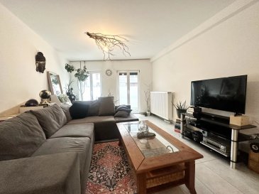 AXHOME IMMO vous propose ce charmant appartement de 66 m² situé à Grevenmacher.

Idéal pour particuliers ou investisseurs. Ce bien, convient aussi bien pour une résidence principale que pour un investissement locatif.

Ce bien comprend une chambre spacieuse, un salon agréable et une cuisine équipée. Les grandes fenêtres en PVC avec triple vitrage et volets électriques assurent une isolation optimale.

L’appartement est composé de:

Un hall d’entrée
Un séjour avec une cuisine ouverte
Une chambre
Un salle d’eau avec douche à l’italienne et toilettes et placard intégré
Un wc séparé

Les atouts:

Petite Résidence récente  de 4 unités
Classe energie CD


Pour plus d'informations n'hésitez pas à nous contacter :
-par téléphone: +352 691911993
-par email: info@axhome.lu

Nous restons également à votre entière disposition dans le cas où vous désirez vendre ou louer votre bien. Nous prenons en charge toutes les démarches administratives liées au bien immobilier.

Nous sommes également à votre disposition pour des estimations gratuites.<br /><br /> ---------- <br />AXHOME IMMO bietet Ihnen diese charmante Wohnung von 66 m² in Grevenmacher.

Ideal für Privatpersonen oder Investoren. Diese Immobilie eignet sich sowohl für einen Hauptwohnsitz als auch für eine Mietinvestition.

Diese Immobilie umfasst ein geräumiges Schlafzimmer, ein gemütliches Wohnzimmer und eine voll ausgestattete Küche. Die großen PVC-Fenster mit Dreifachverglasung und elektrischen Rollläden sorgen für eine optimale Isolierung.

Die Wohnung besteht aus:

Eine Eingangshalle
Einem Wohnzimmer mit offener Küche
Ein Schlafzimmer
Einem Badezimmer mit begehbarer Dusche, Toilette und Einbauschrank.
Ein separates WC

Die Trümpfe:

Kleine neue Residenz mit 4 Einheiten
Energieeffizienzklasse CD


Für weitere Informationen kontaktieren Sie uns bitte:
-per Telefon: +352 691911993
-per E-Mail: info@axhome.lu

Wir stehen Ihnen auch zur Verfügung, wenn Sie Ihre Immobilie verkaufen oder vermieten möchten. Wir kümmern uns um alle administrativen Schritte, die mit der Immobilie verbunden sind.

Wir stehen Ihnen auch für kostenlose Schätzungen zur Verfügung.<br /><br /> ---------- <br />AXHOME IMMO offers this charming 66 m² apartment located in Grevenmacher.

Ideal for individuals or investors. This property is suitable for both main residence and rental investment.

It comprises a spacious bedroom, a pleasant living room and a fully-equipped kitchen. Large PVC windows with triple glazing and electric shutters ensure optimum insulation.

The apartment comprises:

Entrance hall
Living room with open kitchen
a bedroom
A shower room with walk-in shower, toilet and built-in cupboard
Separate toilet

Assets:

Small, recent 4-unit residence
Energy class CD


For further information, please do not hesitate to contact us:
-by phone: +352 691911993
-by email: info@axhome.lu

We are also at your disposal should you wish to sell or rent your property. We can take care of all the administrative formalities associated with your property.

We are also at your disposal for free estimates.