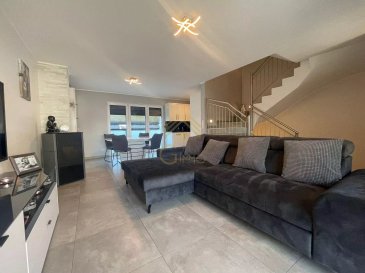 Située dans une rue calme et agréable de Differdange, cette belle maison familiale offre un cadre de vie idéal, alliant confort et tranquillité.

La maison se compose de 4 chambres à coucher lumineuses, d’un espace de vie chaleureux, d’une cuisine fonctionnelle, ainsi que d’une terrasse parfaite pour profiter des beaux jours.

Un garage complète ce bien et offre un espace de stationnement ou de rangement supplémentaire.

Proche des commodités, des écoles et des transports, cette maison est idéale pour une famille à la recherche de calme tout en restant proche du centre.

- Differdange – rue calme
- Maison unifamiliale
- 4 chambres à coucher
- Garage
- Terrasse

 ---------- 
Located in a quiet, pleasant street in Differdange, this beautiful family home offers an ideal living environment, combining comfort and tranquility.

The house features 4 bright bedrooms, a warm living space, a functional kitchen and a terrace perfect for enjoying the sunny days.

A garage completes the property, providing additional parking or storage space.

Close to amenities, schools and transport, this house is ideal for a family looking for peace and quiet while remaining close to the center.

ðŸ“ Differdange - quiet street
ðŸ  Single-family home
ðŸ› 4 bedrooms
ðŸš— Garage
ðŸŒ¿ Terrace