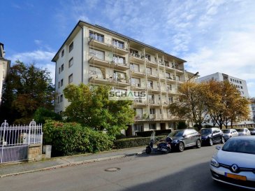 -- FR --

Objet de prestige

Studio - Penthouse en vente rue Albert 1er à Luxembourg - ville

Nous vendons ce studio exceptionnel et unique en son genre.

Avec ses 48m2 au dernier étage d'une résidence soignée, ce studio impressionne avec son imprenable vue sur la ville de Luxembourg.

La surface dispose d'une cuisine avec son débarras, d'une salle de bains avec des armoires encastrées et d'une pièce de vie bien éclairée grâce à ses grandes fenêtres.

Pour toute information supplémentaire, n'hésitez pas à nous contacter au  352 621 261 007 ou au  352 621 321 000.

-- EN --

We are selling an exceptional one-room studio penthouse located in Luxembourg-city, rue Albert 1er.

With its 48sqm on the top floor of a neat residence, this penthouse impresses with its unique view of the city of Luxembourg.

The surface has a kitchen with a storage room, a bathroom with built-in wardrobes and a living room.

For any further information, do not hesitate to contact us on  352 621 261 007 or  352 621 321 000
Ref agence :883113