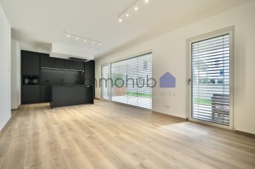 *** CONTACT - Danielle PALMYRE - 661 766 676 ***
immohub, votre partenaire immobilier à Bereldange, est ravi de vous présenter ce superbe appartement moderne et lumineux, situé au rez-de-chaussée d'une résidence de 9 unités construite en 2020.
Ce bien se compose d'une chambre à coucher, d'un séjour spacieux et lumineux avec cuisine ouverte entièrement équipée, d'une terrasse orientée sud, d'une salle de douche, d'une cave privative ainsi que d'une buanderie commune. Un emplacement intérieur complète ce bien d'exception.

Agencement de l'appartement :
-Hall d'entrée : 5,25 m2 (avec vidéophone et porte-manteau)
-WC séparé : 1,30 m2
-Séjour avec cuisine ouverte équipée et accès terrasse : 27,40 m2
-Terrasse : 17,40 m2
-Chambre à coucher : 12,75 m2
-Salle de douche : 3,20 m2 (douche à l'italienne, lavabo simple et meuble de rangement)

Caractéristiques supplémentaires :
-Année de construction : 2020
-Triple vitrage, châssis PVC, stores à lamelles orientables électriques
-Chauffage au gaz avec chauffage au sol
-VMC
-Charges mensuelles : 250 €
-Électroménagers : AEG / Zanussi
-Fibre optique
-Cave privative : 3,19 m2
-Buanderie commune

Conditions de location :
-Durée du bail : 1 an
-Occupation maximale : 2 personnes
-Appartement non-fumeur
-Loyer : 1.950 €
-Charges mensuelles : 250 €
-Garantie bancaire : 2 mois de loyer, soit 3.900 €
-Commission d'agence : 1.950 € + TVA (répartie à 50 % entre locataire et propriétaire)
-Assurance risques locatifs à souscrire
-Documents requis : CDI, 3 dernières fiches de salaire, carte d'identité et numéro de sécurité sociale