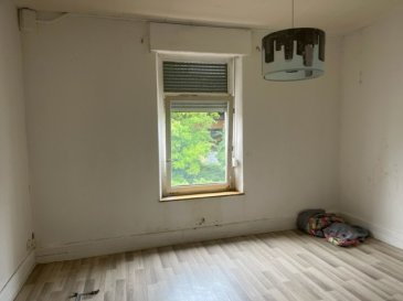 APPARTEMENT F2 KNUTANGE. A VENDRE 
Agora THIONVILLE vous propose un appartement F2 de 53 m2 avec cave 
A proximité de l'autoroute, arrêt de bus, laboratoire, boulangerie ...
Salle de bain, cuisine et une chambre avec une cave.
montant des charges 66 euros par mois 
travaux à prévoir.

DPE en cours
AGENCE AGORA THIONVILLE 03 82 54 77 77 
ou Mme KIZIL 06 32 78 59 51.



