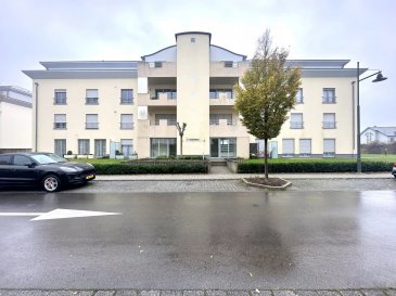 Axhome Immo vous propose ce bel appartement avec 2 chambres à coucher de +/−112 m², disposant d'un parking intérieur et d'une cave à STRASSEN.

L'appartement se compose comme suit :

Rez-de-chaussée:

- Un hall d'entrée
- Un WC séparé
- salle de douche
- 2 chambres (16 m² et 12 m²) avec accès à une terrasse
- Une salle de bain moderne
- Toilette
- Grand séjour avec accès à une deuxième grande terrasse
- Cuisine équipée séparée

Sous-sol :
- Un emplacement de parking intérieur
- Une cave

Les Atouts:

Construction 2009
2 chambres
Grand espace
2 terrasses
Pas de frais à prévoir
Bonne classe énergétique E-E
Très bien situé à la fois au calme et à proximité de toutes commodités

Idéal si vous êtes à la recherche de confort et d'espace !

Pour plus d'informations, n'hésitez pas à nous contacter :
- Par téléphone : +352 691 911 993 ROBERTO Alex
- Par email : info@axhome.lu

Nous restons également à votre entière disposition si vous souhaitez vendre ou louer votre bien. Nous prenons en charge toutes les démarches administratives liées au bien immobilier.

Nous sommes aussi disponibles pour des estimations gratuites.

 ---------- 
Axhome Immo bietet Ihnen diese schöne Wohnung mit 2 Schlafzimmern von +/−112 m², mit Innenparkplatz und Keller in STRASSEN.

Die Wohnung setzt sich wie folgt zusammen:

Erdgeschoss:

- Eine Eingangshalle
- Ein separates WC
- Duschraum
- 2 Schlafzimmer (16 m² und 12 m²) mit Zugang zu einer Terrasse
- Ein modernes Badezimmer
- Toilette
- Großes Wohnzimmer mit Zugang zu einer zweiten großen Terrasse
- Separate voll ausgestattete Küche

Untergeschoss :
- Ein Innenparkplatz
- Ein Keller

Die Stärken:

Baujahr 2009
2 Schlafzimmer
Großer Raum
2 Terrassen
Keine Kosten zu erwarten
Gute Energieklasse E-E
Sehr gute Lage sowohl in ruhiger Umgebung als auch in der Nähe von allen Annehmlichkeiten

Ideal, wenn Sie auf der Suche nach Komfort und Platz sind!

Für weitere Informationen kontaktieren Sie uns bitte :
- Per Telefon: +352 691 911 993 ROBERTO Alex
- Per E-Mail: info@axhome.lu

Wir stehen Ihnen auch gerne zur Verfügung, wenn Sie Ihre Immobilie verkaufen oder vermieten möchten. Wir kümmern uns um alle administrativen Schritte, die mit der Immobilie verbunden sind.

Wir stehen auch für kostenlose Schätzungen zur Verfügung.

 ---------- 
Axhome Immo offers this beautiful 2-bedroom apartment of +/−112 m², with indoor parking and cellar in STRASSEN.

The apartment is composed as follows:

First floor:

- Entrance hall
- Separate WC
- shower room
- 2 bedrooms (16 m² and 12 m²) with access to a terrace
- Modern bathroom
- Toilet
- Large living room with access to a second large terrace
- Separate fitted kitchen

Basement :
- Indoor parking space
- Cellar

Assets:

Built in 2009
2 bedrooms
Ample space
2 terraces
No expenses
Good energy class E-E
Very good location, both quiet and close to all amenities

Ideal if you're looking for comfort and space!

For further information, please do not hesitate to contact us:
- By phone: +352 691 911 993 ROBERTO Alex
- By email: info@axhome.lu

We are also at your disposal should you wish to sell or rent your property. We can take care of all the administrative formalities associated with your property.

We are also available for free estimates.