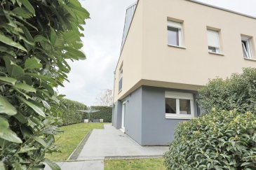 LEUDELANGE
Maison meublée à louer  
Disponible à partir du 1er juillet 2026  

Située sur un terrain de 3,80 ares, cette magnifique maison jumelée de 355 m² offre un cadre de vie privilégié, alliant confort, convivialité et praticité. Profitez d'une belle terrasse et d'un jardin spacieux, parfaits pour vous détendre ou recevoir en toute tranquillité lors des belles journées d'été.  

Au rez-de-chaussée, vous découvrirez un garage, une cave/chaufferie, ainsi qu'une cuisine équipée ouverte sur un spacieux salon et une salle à manger. Les espaces de vie s'ouvrent directement sur la terrasse et le jardin, créant un environnement idéal pour profiter pleinement de l'extérieur et organiser des moments conviviaux.  

Au premier étage, un hall de nuit dessert une suite parentale avec salle de bains et dressing, une chambre supplémentaire, une salle de douche moderne, ainsi qu'un WC séparé pour plus de confort.  

Au deuxième étage, un second hall de nuit mène à deux chambres à coucher et à une salle de douche supplémentaire, parfaites pour accueillir famille ou invités.  

Cette charmante demeure dispose également d'un garage pour une voiture, ainsi que d'un emplacement extérieur pouvant accueillir deux véhicules supplémentaires.  

Leudelange offre un accès facile aux transports en commun (bus) et aux axes routiers, facilitant vos déplacements. Plusieurs commerces (supermarchés, pharmacies, restaurants) sont situés à proximité, rendant la vie quotidienne pratique et agréable.  

Pour toute question ou demande d'informations, n'hésitez pas à nous contacter, nous serons toujours à votre service.

Agence ELSA'HOME, à votre écoute pour la concrétisation de vos projets en toute confiance.

-------------------------------------------------------

LEUDELANGE
Furnished house to rent  
Available from 1 July 2026  

Set on a plot of 3.80 ares, this magnificent 355 m² semi-detached house offers a privileged living environment, combining comfort, conviviality and practicality. Enjoy a lovely terrace and a spacious garden, perfect for relaxing or entertaining in peace and quiet on fine summer days.  

On the ground floor, you will find a garage, a cellar/boiler room, and a fitted kitchen opening onto a spacious living room and dining room. The living areas open directly onto the terrace and garden, creating an ideal environment to make the most of the outdoors and enjoy social gatherings.  

On the first floor, a landing leads to a master bedroom with en-suite bathroom and walk-in wardrobe, an additional bedroom, a modern shower room, and a separate toilet for added convenience.  

On the second floor, a second landing leads to two bedrooms and an additional shower room, perfect for accommodating family or guests.  

This charming property also features a garage for one car, as well as an outdoor parking area with space for two additional vehicles.  
  
Leudelange offers easy access to public transport (buses) and major roads, making it easy to get around. Several shops (supermarkets, pharmacies, restaurants) are located nearby, making daily life convenient and enjoyable.  

If you have any questions or would like further information, please do not hesitate to contact us; we are always here to help.

ELSA'HOME Agency is here to assist you in bringing your projects to fruition with complete confidence.