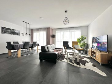 AXHOME IMMO vous propose ce bel appartement de ± 84 m² avec deux chambres à coucher, situé à TUNTANGE, dans une petite et récente résidence.

Proche de toutes commodités, il est idéal pour un premier achat.

Disponibilité à convenir.

L'appartement est situé au 1er étage et se compose comme suit :

- Hall d'entrée
- WC séparé
- Cuisine équipée indépendante
- Buanderie
- Salon et salle à manger
- Salle de douche et WC
- Deux chambres séparées
- Un balcon
- Garage-cave pour deux voitures

Les atouts :

- Classe énergétique DE
- Petite copropriété
- Appartement récent
- Pas de travaux à prévoir
- Garantie décennale en cours jusqu'en 2026

Pour plus d'informations, n'hésitez pas à nous contacter :
- Par téléphone : +352 691911993 ROBERTO Alex
- Par email : info@axhome.lu

Nous restons également à votre entière disposition si vous souhaitez vendre ou louer votre bien. Nous prenons en charge toutes les démarches administratives liées au bien immobilier.

Nous sommes également disponibles pour des estimations gratuites.

 ---------- 
AXHOME IMMO bietet Ihnen diese schöne ± 84 m² große Wohnung mit zwei Schlafzimmern in TUNTANGE, in einer kleinen und neuen Wohnanlage.

In der Nähe aller Annehmlichkeiten, ist es ideal für einen ersten Kauf.

Verfügbarkeit nach Vereinbarung.

Die Wohnung befindet sich im 1. Stock und setzt sich wie folgt zusammen:

- Eingangshalle
- Separates WC
- Separate ausgestattete Küche
- Waschküche
- Wohn- und Esszimmer
- Duschraum und WC
- Zwei separate Schlafzimmer
- Ein Balkon
- Garage-Keller für zwei Autos

Vorteile:

- Energieeffizienzklasse DE
- Kleine Eigentumswohnung
- Neuere Wohnung
- Keine Arbeiten zu erwarten
- Laufende zehnjährige Garantie bis 2026

Für weitere Informationen können Sie uns gerne kontaktieren:
- Per Telefon: +352 691911993 ROBERTO Alex
- Per E-Mail: info@axhome.lu

Wir stehen Ihnen auch gerne zur Verfügung, wenn Sie Ihre Immobilie verkaufen oder vermieten möchten. Wir kümmern uns um alle administrativen Schritte, die mit der Immobilie verbunden sind.

Wir stehen auch für kostenlose Schätzungen zur Verfügung.

 ---------- 
AXHOME IMMO proposes you this beautiful apartment of ± 84 m² with two bedrooms, located in TUNTANGE, in a small and recent residence.

Close to all amenities, it's ideal for a first-time buyer.

Availability to be agreed.

The apartment is located on the 1st floor and is composed as follows:

- Entrance hall
- Separate WC
- Separate fitted kitchen
- Utility room
- Living and dining room
- Shower room and WC
- Two separate bedrooms
- Balcony
- Garage-cellar for two cars

Features:

- Energy class DE
- Small condominium
- Recent apartment
- No work required
- Ten-year warranty in effect until 2026

For further information, please do not hesitate to contact us:
- By phone: +352 691911993 ROBERTO Alex
- By email : info@axhome.lu

We are also at your disposal should you wish to sell or rent your property. We can take care of all the administrative formalities associated with your property.

We are also available for free estimates.

 ---------- 
AXHOME IMMO bitt dëst schéint Appartement mat zwou Schlofzëmmeren vun ongeféier 84 m² un, zu Tuntange, an engem klenge, neie Gebai.

No bei all Ariichtungen, ideal fir en Éischtkäufer.

Disponibilitéit no Vereinbarung.

D'Appartement läit am 1. Stack a besteet aus:

- Entrée
- Separat WC
- Separat agebaute Kichen
- Wäschraum
- Wunn- an Iesszëmmer
- Duschzëmmer an WC
- Zwee separat Schlofzëmmeren
- Balkon
- Garage-Keller fir zwee Autoen

Haaptmerkmale:

- Energieklass DE
- Klengt Appartement
- Nei Appartement
- Keng Aarbechten néideg
- Zéng Joer Garantie gëlteg bis 2026

Fir méi Informatiounen, zéckt net eis ze kontaktéieren:
- Telefonesch: +352 691911993 ROBERTO Alex
- Per E-Mail: info@axhome.lu

Mir stinn Iech och zur Verfügung, wann Dir Är Immobilie verkafe oder verloune wëllt. Mir këmmeren eis ëm all administrativ Prozeduren am Zesummenhang mat Immobilien.

Mir stinn Iech och fir gratis Bewäertungen zur Verfügung.