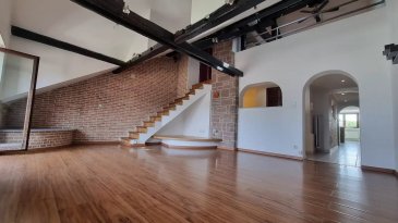 AXHOME Immo vous propose ce magnifique duplex avec 2 chambres à coucher de ± 120 m² à Kayl.

L'appartement dispose aussi d'une cave privée, offrant beaucoup d'espace de rangement supplémentaire.

Le duplex se compose comme suit :

3ème étage :
- Hall d'entrée
- Une cuisine séparée
- Un grand séjour de 30 m² (possibilité d'y installer une cheminée)
- Une salle de bain avec WC, douche et coin buanderie
- 1 chambre (17 m²)
- Balcon

4ème étage :
- 1 grande chambre lumineuse ouverte (23 m²)
- 2 espaces de rangement
- 1 WC séparé

Les atouts :

Dernier étage 
Chaudière récente de 2006.
Grand espace 
1 garage fermé loué séparément pour 120 € par mois
Pas de frais à prévoir

Un escalier ouvert relie les deux niveaux, apportant une touche élégante à cet espace unique.

Proche de toutes commodités et des transports en commun.

Idéal pour une famille à la recherche de confort et d'espace !
Pour plus d'informations, n'hésitez pas à nous contacter :

- Par téléphone : +352 691 911 993 Roberto Alex
- Par email : info@axhome.lu

Nous restons également à votre entière disposition si vous souhaitez vendre ou louer votre bien. Nous prenons en charge toutes les démarches administratives liées au bien immobilier.

Nous sommes aussi disponibles pour des estimations gratuites.

 ---------- 
AXHOME Immo bietet Ihnen diese wunderschöne Duplexwohnung mit 2 Schlafzimmern von ± 120 m² in Kayl an.

Die Wohnung verfügt außerdem über einen privaten Keller, der viel zusätzlichen Stauraum bietet.

Die Maisonette-Wohnung setzt sich wie folgt zusammen:

3. Etage :
- Eingangshalle
- Eine separate Küche
- Ein großes Wohnzimmer von 30 m² (Möglichkeit, einen Kamin zu installieren).
- Ein Badezimmer mit WC, Dusche und Waschbereich.
- 1 Schlafzimmer (17 m²)
- Balkon

4. Stockwerk:
- 1 großes, helles, offenes Schlafzimmer (23 m²)
- 2 Abstellräume
- 1 separates WC

Vorteile:

Oberste Etage
Neuer Heizkessel aus dem Jahr 2006.
Großer Raum
1 geschlossene Garage, die separat für 120 € pro Monat vermietet wird.
Keine Kosten zu erwarten

Eine offene Treppe verbindet die beiden Ebenen und verleiht diesem einzigartigen Raum eine elegante Note.

In der Nähe aller Annehmlichkeiten und der öffentlichen Verkehrsmittel.

Ideal für eine Familie auf der Suche nach Komfort und Platz!
Für weitere Informationen kontaktieren Sie uns bitte :

- Per Telefon: +352 691 911 993 Roberto Alex.
- Per E-Mail: info@axhome.lu

Wir stehen Ihnen auch gerne zur Verfügung, wenn Sie Ihre Immobilie verkaufen oder vermieten möchten. Wir kümmern uns um alle administrativen Schritte, die mit der Immobilie verbunden sind.

Wir stehen auch für kostenlose Schätzungen zur Verfügung.

 ---------- 
AXHOME Immo offers this magnificent 2-bedroom duplex of ± 120 m² in Kayl.

The apartment also features a private cellar, offering plenty of extra storage space.

The duplex is composed as follows:

3rd floor:
- Entrance hall
- Separate kitchen
- Large 30 m² living room (fireplace possible)
- Bathroom with WC, shower and laundry area
- 1 bedroom (17 m²)
- Balcony

4th floor :
- 1 large, bright, open-plan bedroom (23 m²)
- 2 storage spaces
- 1 separate WC

Features:

Top floor
New boiler from 2006.
Ample space
1 closed garage rented separately for €120 per month
No expenses

An open staircase links the two levels, adding an elegant touch to this unique space.

Close to all amenities and public transport.

Ideal for a family looking for comfort and space!
For further information, please do not hesitate to contact us:

- By phone: +352 691 911 993 Roberto Alex
- By email: info@axhome.lu

We are also at your disposal should you wish to sell or rent your property. We can take care of all the administrative formalities associated with your property.

We are also available for free estimates.

 ---------- 
AXHOME Immo bitt Iech dëse prächtege Duplex-Appartement mat zwee Schlofkummeren vun ongeféier 120 m² zu Kayl.

D'Wunneng huet och e privaten Keller, deen vill zousätzlechen Stauraum bitt. De Duplex ass wéi follegt opgedeelt: 3. Stack: - Entrée - Eng separat Kichen - Eng grouss Wunnzëmmer vu 30 m² (Méiglechkeet fir e Cheminée z'installéieren)
- Eng Buedzëmmer mat WC, Dusch an Wäschberäich - 1 Schlofkummer (17 m²) - Balkon 4. Stack: - 1 grousse, hellen oppene Schlofkummer (23 m²) - 2 Lagerberäicher - 1 separat WC Virdeeler: Top Stack Neie Kessel aus dem Joer 2006.
Grousse Raum 1 zou Garagenstellplatz gëtt separat fir €120 pro Mount vermiet. Keng zousätzlech Käschten. Eng oppen Trepp verbënnt déi zwee Niveauen a füügt dësem eenzegaartegen Raum e elegante Touch derbäi. No bei allen Annehmlichkeeten an dem ëffentlechen Transport. Ideal fir eng Famill, déi no Komfort a Plaz sicht!
Fir méi Informatiounen, zéckt w.e.g. net, eis ze kontaktéieren: - Telefon: +352 691 911 993 Roberto Alex - E-Mail: info@axhome.lu Mir stinn och zur Verfügung, wann Dir Är Immobilie verkafe oder vermiete wëllt. Mir këmmeren eis ëm all administrativ Prozeduren am Zesummenhang mat Immobilien. Mir bidden och gratis Schätzungen un.