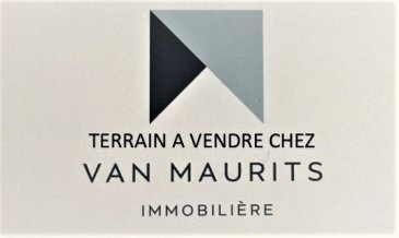 Nouveau projet :
 
Situé boulevard Prince Charles au KIRCHBERG, dans un quartier résidentiel recherché de Luxembourg, nous vous proposons un terrain de 4.79 ares (parcelle cadastrale 1057/4845) avec possibilité de construire :

- une maison unifamiliale ;
ou
- deux appartements et un duplex ;

La construction réalisée devra être un immeuble 4 façades, d'une surface constructible brute de ± 330 m² maximum.
Idéal pour un investisseur souhaitant avoir un bâtiment à lui seul sans subir de copropriété ou une famille dont les parents travaillent pour les Institutions européennes ou au Kirchberg.
 

Agent responsable du dossier : Geoffrey Depré
E-mail : geoffrey@vanmaurits.lu
Mobile : +352 661 127 777
