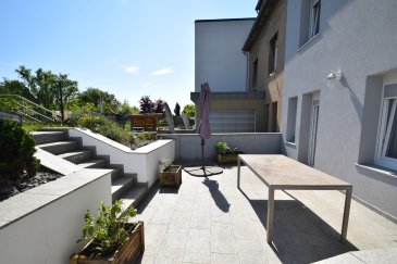 En Exclusivité ImmoHouse vous propose cette jolie maison mitoyenne idéalement située à Dudelange.

Sur un terrain de 3,84ares et une surface habitable de 110m² cette charmante maison se compose de :

au rez de chaussée:
- Un agréable hall d'entrée
- Un salon/salle à manger avec accès terrasse et jardin plein sud
- Une cuisine équipée avec accés jardin
- Un wc séparé

au 1er étage:
- Trois chambres à coucher 
- Une salle de douche avec fenetre

Au 2ème étage:
- Un grenier aménageable de 35m²

Au sous-sol:
- Une buanderie
- Une cave
- Espace chaufferie

A cela s'ajoutent: un garage avec parking extérieur, une superbe terrasse avec jardin plein sud.

Contactez nous pour plus d'informations.