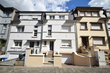En Exclusivité ImmoHouse vous propose cette magnifique maison mitoyenne idéalement située à Esch sur Alzette.

Sur un terrain de 1,45ares et une surface de 160m² cette charmante maison se compose de :

au rez de chaussée:
- Un agréable hall d'entrée
- Un salon/salle à manger avec accès terrasse et jardin
- Une cuisine équipée ouverte sur la pièce de vie
- Un wc séparé

au 1er étage:
- Deux chambres à coucher avec dressing intégré
- Une salle de douche avec wc 

Au 2ème étage:
- Deux chambres à coucher
- Un salon
- Une salle de bain avec wc et fenêtre

Au sous-sol:
- Une chambre ou bureau
- Une cuisine d'été
- Une buanderie
- Une cave
- Une salle de bain
- Espace chaufferie

A cela s'ajoutent: un garage avec parking extérieur, une superbe terrasse avec jardin plein sud.

Contactez nous pour plus d'informations.
