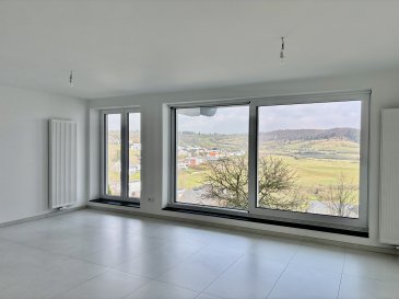 Dans une résidence ancienne, un nouvel appartement a été créé :

- Surface habitable +/- 85 m2.
- Hall d'entrée 11,9m2, avec un placard encastré, une salle de douche avec W.C 3,9m2,  une buanderie dans l'appartement.
- Une 1ère chambre à coucher 11,6m2, avec armoires encastrées, une salle de bain avec W.C 3,4m2.
- Une 2ème chambre à coucher 14,9m2 avec un dressing sur mesure.
- Un grand living 38,2m2 avec une belle cuisine ouverte sur le living.
- Un garage box 

L'appartement est neuf, créé sur un lot d'une ancienne piscine dans une résidence ancienne, il y a une possibilité d'obtenir un taux super réduit pour un montant maximum de : 50000€ auprès du bureau d'enregistrement. 
Pour info : +352 621 261 285 ou émail:  sunny@immoluxchina.lu