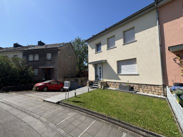 À Lallange, située dans un quartier résidentiel exclusivement très tranquille, belle maison entièrement rénovée présentant 