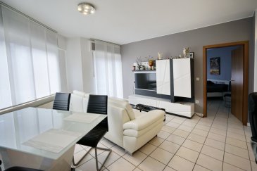 LOUE !! IMMO EXCELLENCE vous propose ce joli appartement entièrement meublé d\'une surface habitable de 74.24 m2 situé au deuxième étage d\'une Résidence. L\'appartement se compose comme suit : Un hall d\'entrée, un living + salle-à-manger, une jolie cuisine équipée avec accès direct sur un balcon de 6 m2, une salle-de-douche avec raccordement pour la machine-à-laver, un W.C. séparé, une grande chambre-à-coucher, un deuxième balcon, une cave ainsi qu\'un emplacement intérieur. L\'appartement est orienté plein sud et à proximité de toutes commodités. La zone piétonne se situe à seulement 100 mètres et la Gare à 400 mètres. <br><br>Ettelbruck (luxembourgeois : Ettelbréck, allemand : Ettelbrück) est une ville luxembourgeoise qui est le chef-lieu de la commune portant le même nom située dans le canton de Diekirch.<br><br>A voir absolument !!<br />Ref agence :3426701