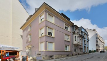 VIP Promotions s.a. vous propose en exclusivité ce bel appartement d'une surface utile de 57,97m², sis au troisième étage d'une résidence de 4 unités.

Découvrez notre offre en visite virtuelle :

https://360.immopro.lu/uploads/607ed4920bd060.30122994/

Le bien se compose comme suit :

- Hall d'entrée
- 1 chambre à coucher
- Cuisine équipée et ouverte sur le living
- Salle de bains
- Débarras
- Grenier d'une surface utile de 32,90m² accessible par une trappe escamotable, servant de grand débarras supplémentaire

Au sous-sol on retrouve :

- Cave privative de 9,14m²
- Buanderie commune

Divers :

- Disponibilité : à convenir

Pour plus de renseignements ou pour une prise de rendez-vous, veuillez nous contacter au numéro +352 691 901 219 ou par e-mail sur info@vippromotions.lu.

Suivez-nous sur Facebook pour recevoir nos informations en continu.