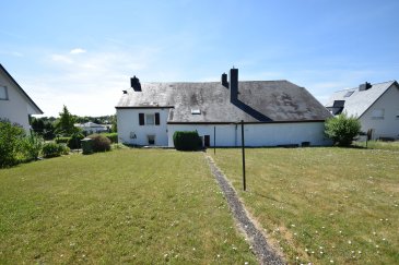 En Exclusivité ImmoHouse vous propose cette maison individuelle idéalement située à Garnich.

Sur un terrain de 13,46 ares et une surface de 150m², cette maison spacieuse et lumineuse se compose de:

Au rez de chaussée:
- Un spacieux hall d'entrée
- Un grand salon
- Une cuisine équipée
- Une salle à manger
- Une salle de douche 
- Un wc séparé
- Un grand espace pouvant être exploité
- Un accès vers le jardin ensoleillé 

Au 1er étage:
- 4 chambres à coucher
- Une salle de bain
- Un grenier aménageable

A cela s'ajoutent: un garage pour 2 voitures avec plusieurs emplacements extérieurs, une buanderie, une cave, un immense jardin plein sud, une terrasse.

Magnifique maison à découvrir....

Infos et visites sur rdv