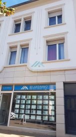 BELARDIMMO vous propose à vendre le fond de commerce d' une épicerie de 36 m² localisée à Mondorf-les-Bains.

Le fond de commerce est une épicerie équipée de :

- frigo
- vitrine réfrigéré (longueur 4 mètres)
- tour réfrigéré (3 portes)
- évier inox 
- lave-mains
- étagères

Le local dispose d'un WC séparé et d'une cave. 

Pour plus d'informations veuillez vous adresser à Monsieur BELARDI au +352621367853.
