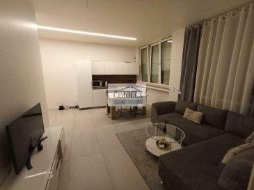 L'agence cimolux vous propose la vente d'un appartement de +/- 50m2 situé pas loin du centre d'Esch sur Alzette , (5 min é pied de la gare, arrêts de bus, écoles, supermarchés, maison relais, etc..

L'appartement se compose d'un Rdch très lumineux comprenant un salon et salle à manger ouverte avec cuisine équipée, 1 chambre é coucher.
ainsi qu'une cave et Buanderie.

Pour plus d'informations veuillez contacter l'agence au près du 621 715 066

Pour l'obtention de votre crédit, notre relation avec nos partenaires financiers vous permettront d'avoir les meilleurs conditions.