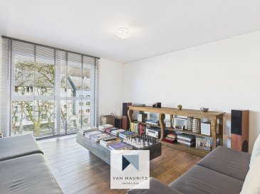 Dans une petite résidence située 77, Montée St Crépin à Luxembourg-Eich ce bel appartement vous offre une surface habitable de ± 127 m².

Au rez de jardin un hall d'entrée de ± 10 m² donne accès à deux chambres, chacune de ± 16 m² avec leurs salles de douches respectives, et un wc séparé. Ensuite l'espace souvre sur un grand séjour de ± 31 m ² avec ses deux terrasses de ± 5 et 8 m² et l'accès au jardin de ± 130 m². Une grande cuisine de ± 36 m² avec ilôt central vient compléter le bien.

Au sous sol vous trouverez également une cave de ± 3 m², un emplacement de parking et une buanderie commune.

Généralités :

- Construction récente (2014) ;
- Classe énergétique E-E ;
- Jardin privatif ;
- Grand espace de vie ;
- Fenêtres double vitrage, châssis pvc, volets électriques ;
- Chambres situées en arrière de la résidence, au calme absolut ;
- Kirchberg à 10 min. ;
- Transport public à 150 m.

Agent resposable : Katia Gravière au 661 33 29 82 ou katia@vanmaurits.lu