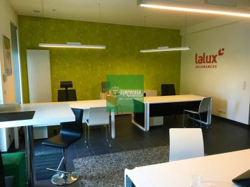 Tempocasa Strassen vous propose ce local commercial idéalement situé sur la route d\'Arlon à Strassen.<br>Il se compose d\'une pièce principale de 40 m², une pièce à l\'arrière pour un éventuel stockage, WC séparé et kitchenette.<br>Deux emplacements de stationnement sont mis à disposition avec le local.<br>Disponibilité immédiate.<br>Pour plus d\'informations contactez nous.<br><br />Ref agence :150