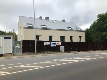 Située sur la commune de Soleuvre, la Résidence EPIC vous propose : 

- 1 emplacement intérieur au prix de 35.000€ TVA 3%

Nous vous invitons à nous rendre visite ou contacter l'un de nos commerciaux pour plus d'informations.

M. Moura Jemp 
+352621216646

M. Marc Risch 
+352621210333

Les surfaces et superficies sont indicatives

Rejoignez-nous sur Facebook : Newjomar Belval