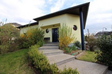 Villa de haut standing située dans un endroit calme et soigné à Helmsange.

La maison unifamiliale, qui séduit par ses beaux volumes et sa clarté, a une superficie habitable de +/-290 m2 qui se repartit sur deux niveaux. Le bâtiment a été érigé sur un terrain de 6,95 ares.

Elle se compose:
Au rez-de-chaussée:
Un hall d'entrée, cuisine équipée, débarras, salle à manger/séjour avec accès à la grande terrasse et jardin, grand WC séparé, bureau, chambre parentale avec très belle salle de bain privative avec baignoire et douche.
Au premier étage:
4 chambres d'ont une avec dressing et une salle de douche.
Au sous-sol:
Garage pour deux voitures, une buanderie, 3 caves dont une avec four à bois (pizza, pain) et accès au jardin, chaufferie et une salle de douche.

A l'extérieur vous avez un très beau jardin, deux terrasses dont une avec une marquise, un emplacement voiture.

Pour plus d'informations ou pour organiser une visite, n'hésitez pas à nous contacter.

M. Tinelli
Tél: 691 241 181
email: info@newgest.lu
