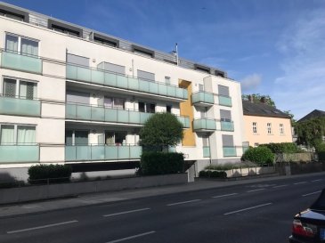 Hall d\'entré , cuisine équipée séparé avec accès au balcon, grand living,  chambre à coucher, salle de bains, , cave et parking au sous sol.<br>Très bonne situation  2ème étage avec lift.<br><br>Actuellement loué actuellement.<br>(Important Travaux déjà voté à l\'assemblée générale ordinaire: La fassade sera réfectionné courant de cette année à charge de l\'actuel propriétaire).Les visites sont possible du lundi au vendredi de 8h00 à 17h sur rdv (prévoir 48H à l\'avance).<br>A proximité de la Place d\'argent et à 5 minutes du centre ville.<br><br>A quelques minutes du Kirchberg et de la gare de Dommeldange.<br />Ref agence :Residence Le Verger Beggen 