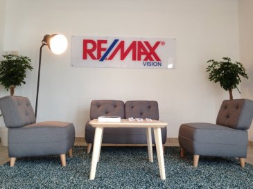 À louer espace de coworking où bureau individuel, bien situé au coeur de Mondorf-les-Bains. Loyer incl charges, pas de commission d'agence. 