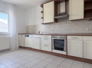 AXHOME Immo vous propose en exclusivité ce magnifique duplex de 5 chambres à coucher d'environ 170 m² à Strassen, dans un quartier calme.

L'appartement comprend également une grande cave et un spacieux garage offrant de nombreux espaces de rangement supplémentaires.

Le duplex se compose comme suit :

1er étage :
- Hall d'entrée
- Débarras
- WC séparé
- Cuisine séparée
- Grand séjour de 55 m²
- Salle de bain avec WC, baignoire, douche et coin buanderie
- 2 chambres (17 et 15 m²)
- Balcon

2e étage :
- 3 chambres lumineuses (14,4 ; 10 et 9,5 m²)
- Salle de bain avec douche
- WC séparé
- Accès au grenier (25 m²)

Les atouts :

Dernier étage
Disponible immédiatement
Chaudière récente
Grand espace
Garage fermé pour deux voitures + une place extérieure
Jardin
Aucun frais à prévoir

Un escalier relie les deux niveaux, apportant une touche élégante à cet espace unique.

Proche de toutes commodités et des transports en commun.

Idéal pour une famille à la recherche de confort et d’espace !
Pour plus d’informations, n’hésitez pas à nous contacter :

- Par téléphone : +352 691 911 993 (Roberto Alex)
- Par e-mail : info@axhome.lu

Nous restons également à votre entière disposition si vous souhaitez vendre ou louer votre bien. Nous prenons en charge toutes les démarches administratives liées à votre bien immobilier.

Nous sommes aussi disponibles pour des estimations gratuites.

 ---------- 
AXHOME Immo bietet Ihnen exklusiv diese wunderschöne Maisonette mit 5 Schlafzimmern, etwa 170 m² in Strassen, in einer ruhigen Gegend.

Die Wohnung umfasst auch eine große Keller und eine geräumige Garage mit vielen zusätzlichen Staumöglichkeiten.

Die Maisonette besteht aus:

Erdgeschoss:
- Eingangsbereich
- Abstellraum
- Separates WC
- Separate Küche
- Großes Wohnzimmer mit 55 m²
- Badezimmer mit WC, Badewanne, Dusche und Wäschebereich
- 2 Schlafzimmer (17 und 15 m²)
- Balkon

Obergeschoss:
- 3 helle Schlafzimmer (14,4; 10 und 9,5 m²)
- Badezimmer mit Dusche
- Separates WC
- Zugang zum Dachboden (25 m²)

Vorteile:

Letztes Stockwerk
Sofort verfügbar
Neuere Heizung
Großer Raum
Geschlossene Garage für zwei Autos + ein Außenstellplatz
Garten
Keine anfallenden Kosten

Eine Treppe verbindet die beiden Ebenen und verleiht diesem einzigartigen Raum einen eleganten Touch.

In der Nähe aller Annehmlichkeiten und öffentlicher Verkehrsmittel.

Ideal für Familien, die Komfort und Platz suchen!
Für weitere Informationen zögern Sie nicht, uns zu kontaktieren:

- Per Telefon: +352 691 911 993 (Roberto Alex)
- Per E-Mail: info@axhome.lu

Wir stehen Ihnen auch vollständig zur Verfügung, wenn Sie Ihre Immobilie verkaufen oder vermieten möchten. Wir übernehmen alle administrativen Schritte im Zusammenhang mit Ihrer Immobilie.

Wir sind auch für kostenlose Bewertungen verfügbar.

 ---------- 
AXHOME Immo exclusively offers this magnificent 5-bedroom duplex of approximately 170 m² in Strassen, in a quiet neighborhood.

The apartment also includes a large cellar and a spacious garage with plenty of additional storage space.

The duplex is composed as follows:

First floor:
- Entrance hall
- Storage room
- Separate WC
- Separate kitchen
- Large living room of 55 m²
- Bathroom with WC, bathtub, shower, and laundry area
- 2 bedrooms (17 and 15 m²)
- Balcony

Second floor:
- 3 bright bedrooms (14.4; 10 and 9.5 m²)
- Bathroom with shower
- Separate WC
- Access to the attic (25 m²)

Advantages:

Top floor
Immediately available
Recent boiler
Spacious area
Closed garage for two cars + one outdoor space
Garden
No expenses to foresee

A staircase connects the two levels, adding an elegant touch to this unique space.

Close to all amenities and public transport.

Ideal for a family seeking comfort and space!
For more information, do not hesitate to contact us:

- By phone: +352 691 911 993 (Roberto Alex)
- By email: info@axhome.lu

We also remain at your complete disposal if you wish to sell or rent your property. We handle all administrative procedures related to your real estate.

We are also available for free assessments.

 ---------- 
AXHOME Immo proposéiert Iech exklusiv dëse schéine 5-Schlofkummer Duplex vun ongeféier 170 m² zu Stroossen, an enger roueger Quartier.

D'Appartement enthält och eng grouss Kellerschicht an eng räichräich Garage, déi vill zousätzlech Späicherplazen ubitt.

De Duplex besteet aus:

1. Stack:
- Entrée-Halle
- Abstellraum
- Separéierte WC
- Separéierte Kichen
- Grousst Wunnzëmmer vun 55 m²
- Buedzëmmer mam WC, Bued, Dusch an Ënnerwäschsberäich
- 2 Schlofkummeren (17 an 15 m²)
- Balkon

2. Stack:
- 3 hell Schlofkummeren (14,4; 10 an 9,5 m²)
- Buedzëmmer mat Dusch
- Separéierte WC
- Zougang zum Dachgeschoss (25 m²)

D'Virdeeler:

Leschte Stack
Sofort disponibel
Rezent Kessel
Grousst Raumangebot
Geschlossene Garage fir zwou Autoen + eng Plaz baussen
Gaart
Keng Käschten ze erwaarden

Eng Trapp verbënnt déi zwou Niveaue, wat dësem eenzegaartegen Raum eng elegant Notz gëtt.

No bei all Ënnerstëtzungen a ëffentlechem Transport.

Ideal fir eng Famill déi Komfort an Plaz sicht!
Fir weider Informatiounen, zéckt net eis ze kontaktéieren:

- Telefonesch: +352 691 911 993 (Roberto Alex)
- Per E-Mail: info@axhome.lu

Mir stinn och zu Ärer Verfügung wann Dir wëllt verkafen oder lounen. Mir iwwerhuelen all administrativ Schrëtt ronderëm Äre Won.

Mir sinn och verfügbar fir gratis Schätzungen.