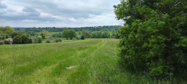 Tenteling - Terrain constructible 26,86 ares. Nord Sud Immobilier vous présente ce beau terrain constructible de 26,86 ares, idéalement situé sur la commune de Tenteling. 

Ce terrain offre une façade d'environ 26 mètres, permettant diverses possibilités d'aménagement selon votre projet.

Ses atouts : 
- Terrain constructible avec potentiel pour une maison individuelle
- Étude géotechnique (G1) récente (2020) disponible pour faciliter le dossier de permis
- Topographie agréable (pente douce vers le Sud)
- Environnement calme en bordure de village, proche de la nature

Les informations sur les risques auxquels ce bien est exposé sont disponibles sur le site Géorisques : www.georisques.gouv.fr

Nord Sud immobilier à Sarreguemines, Rohrbach les Bitche, Bitche et Diemeringen.