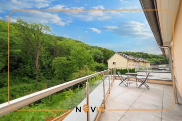 Paco Perez et Novin’ Real Estate vous présentent, un appartement meublé et équipé 2 chambres à louer dans le quartier du Pfaffenthal à Luxembourg

Cet appartement de 47 m² habitable avec terrasse de 14 m² est disponible à partir du 1er janvier 2026. 

Le loyer mensuel est de 2 450 € et les charges s’élèvent à 440 € (charges de copropriété, eau, gaz, électricité privée et Internet inclus).

La colocation est acceptée. 

L’emplacement est proche de tous les transports en commun (bus, train, funiculaire), à environ 15 minutes du centre-ville de Luxembourg-Ville et du quartier de Kirchberg.

Le bien se distingue comme suit :

Surface habitable 47 m²
Terrasse 14 m² avec vue dégagée sur la forêt

Agencement : un espace de vie composé du salon, salle à manger et cuisine avec accès direct à la terrasse
Deux chambres à coucher
Une salle de bain
Meublé et équipé

Atouts techniques et caractéristiques :

Rénové en 2022

Proximité des transports en commun (bus, train, funiculaire)
Accès rapide au centre-ville et à Kirchberg (+/− 7 min)

Localité / Quartier – Pfaffenthal, Luxembourg :

Le quartier de Pfaffenthal, situé dans la ville de Luxembourg, est un secteur urbain bien desservi par les transports en commun. Il bénéficie notamment d’un accès direct au réseau ferroviaire et à des lignes de bus, ainsi que du funiculaire qui relie le quartier au centre-ville. Le cadre est en partie résidentiel tout en restant proche des commodités urbaines (commerces de proximité, services, cafés). 

La nature est présente à travers des espaces verts et une vue dégagée sur la forêt depuis l’appartement, ce qui ajoute une dimension calme tout en restant central. Sa situation permet un accès rapide à pied ou en transport aux zones d’activités et de loisirs du centre-ville et du quartier Kirchberg, ce qui le rend pratique pour les déplacements professionnels comme pour les loisirs.

Visites et informations, contactez :
Paco Perez / Novin’ Real Estate / +352.26.19.21.1

 ---------- 
Paco Perez und Novin Real Estate prasentieren Ihnen eine moeblierte und ausgestattete 2 Schlafzimmer Wohnung zur Miete im Stadtteil Pfaffenthal in Luxemburg.

Diese Wohnung mit einer Wohnflaeche von 47 qm und einer Terrasse von 14 qm ist ab dem 1. Januar 2026 verfuegbar.

Die monatliche Miete betraegt 2.450 Euro und die Nebenkosten belaufen sich auf 440 Euro (Gemeinschaftskosten, Wasser, Gas, privater Strom und Internet inklusive).

Wohngemeinschaften sind erlaubt.

Die Lage befindet sich in unmittelbarer Naehe zu allen oeffentlichen Verkehrsmitteln Bus, Bahn, Standseilbahn und etwa 15 Minuten vom Stadtzentrum Luxemburg und vom Stadtteil Kirchberg entfernt.

Aufteilung und Merkmale

Wohnflaeche 47 qm
Terrasse 14 qm mit freiem Blick auf den Wald

Raumaufteilung Wohnbereich mit Wohnzimmer, Esszimmer und Kuche mit direktem Zugang zur Terrasse zwei Schlafzimmer ein Badezimmer moebliert und ausgestattet.

Technische Merkmale und Ausstattung

Renoviert im Jahr 2022
Nahe oeffentlicher Verkehrsmittel Bus, Bahn, Standseilbahn
Schneller Zugang zum Stadtzentrum und nach Kirchberg ca. 7 Minuten

Lage Pfaffenthal Luxemburg

Der Stadtteil Pfaffenthal liegt in der Stadt Luxemburg und ist ein urbanes Gebiet mit sehr guter Anbindung an den oeffentlichen Verkehr. Er verfuegt ueber direkten Zugang zum Eisenbahnnetz, zu Buslinien sowie zur Standseilbahn, die den Stadtteil mit dem Stadtzentrum verbindet.

Die Umgebung ist teilweise Wohngebiet und gleichzeitig in der Naehe aller stadtischen Annehmlichkeiten Geschaefte, Dienstleistungen, Cafes.

Die Natur ist durch Gruenflaechen und einen freien Blick auf den Wald vom Apartment aus praesent, was eine ruhige Atmosphaere bietet, obwohl man sich zentral befindet. Die Lage ermoeglicht einen schnellen Zugang zu Fuss oder mit den oeffentlichen Verkehrsmitteln zu den Geschaefts und Freizeitbereichen des Stadtzentrums und des Kirchbergs, was sie sowohl fuer Berufstaetige als auch fuer Freizeit ideal macht.

Besichtigungen und Informationen kontaktieren Sie
Paco Perez / Novin Real Estate / +352.26.19.21.1

 ---------- 
Paco Perez and Novin Real Estate present a furnished and fully equipped 2-bedroom apartment for rent in the Pfaffenthal district of Luxembourg.

This apartment offers a living area of 47 sqm with a 14 sqm terrace and will be available from January 1st, 2026.

The monthly rent is 2,450 € and the charges amount to 440 € (Condominium fees, water, gas, private electricity and Internet included).

Flat-sharing is accepted.

The location is close to all public transport (bus, train, funicular), approximately 7 minutes from Luxembourg City center and the Kirchberg district.

The property is arranged as follows:

Living area 47 sqm
Terrace 14 sqm with open view of the forest

Layout: a living area composed of living room, dining room and kitchen with direct access to the terrace, two bedrooms, one bathroom, furnished and equipped.

Technical features and characteristics:

Renovated in 2022
Close to public transport (bus, train, funicular)
Quick access to city center and Kirchberg (approximately 15 minutes)

Locality / Neighborhood – Pfaffenthal, Luxembourg:

The Pfaffenthal district, located in Luxembourg City, is a well-connected urban area served by public transport. It benefits from direct access to the railway network, several bus lines, and the funicular linking the district to the city center. The area is partly residential while remaining close to urban amenities such as local shops, services, and cafés.

Nature is present through nearby green spaces and an open view of the forest from the apartment, offering a calm environment while remaining central. Its location allows quick access on foot or by transport to the city center and the Kirchberg business and leisure districts, making it convenient for both professional and personal life.

Viewings and information, contact:
Paco Perez / Novin Real Estate / +352.26.19.21.1