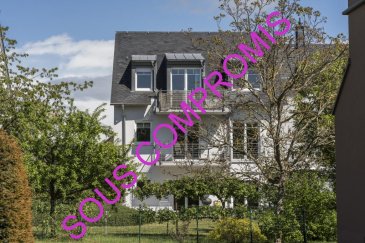 *****   SOUS COMPROMIS ****
Appartement de 91m2 avec 2 chambres et place de parking souterrain à Sandweiler
RE / MAX Real Estate Services à Sandweiler vous propose en vente exclusive ce bel appartement spacieux, fonctionnel et lumineux, comprenant un parking souterain. L'appartement est situé au deuxième et dernier étage d'une résidence à 6 unités construite en 2004. L'appartement a environ 84 m2 de surface habitables et est en très bon état et bien entretenu. Grâce au balcon orienté à l'ouest d'environ 5 m², le salon et le reste de l'appartement semblent très lumineux et confortables et donnent à l'appartement un caractère de très haute qualité. 
Cet appartement se compose comme suit: Entrée spacieuse et baignée de lumière avec un placard intégré, WC séparé, salle de bain à la lumière du jour (avec fenêtre), WC, baignoire et douche. 2 chambres d'environ 12,00 et 11,00 m2, ainsi que le salon spacieux d'environ 20 m2 avec accès direct au balcon. Cuisine entièrement équipée (incluse dans le prix d'achat) avec un débarras attenant.  Au sous-sol: 1 cellier privé, ainsi qu'une buanderie commune et une salle de séchage. 
Egalement au sous-sol, un grand parking privé dans le garage souterrain appartenant à la propriété.  L'appartement est situé dans une rue résidentielle calme de Sandweiler à proximité immédiate de toutes les commodités pour les besoins quotidiens (banque, bureau de poste, boulangerie, restaurants). L'arrêt de bus est à seulement 80 mètres.
Contact : Richard Frings 
T : +352 621 763 232 
E : richard.frings@remax.lu
Ref agence :5096341