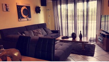 VENTE DIRECT AVEC LE PROPRIÉTAIRE, VEUILLEZ LE CONTACTER GSM: +352621 358 908
E-MaIl: seixasp51@gmail.com
POSSIBILITE DE DISCUTER LE PRIX 


Un charmant appartement des années 1992 d'une surface habitable +/- 72.24 m² au premier étage ,avec deux chambres et ascenseur situé à Pontpierre. A proximité des écoles, des commerces et de l'autoroute, cet appartement

1 ère étage

- un hall d‘entrée
- Double living
- Cuisine équipée haut standing et salle à manger
- 1 chambres à coucher
- 1 chambre à coucher
- Salle de douche
- WC séparé.
- Garage box fermée et débarras

Parties en commun
- Jardin commun

VENTE DIRECT AVEC LE PROPRIÉTAIRE, VEUILLEZ LE CONTACTER GSM: +352621 358 908
E-MaIl: seixasp51@gmail.com
