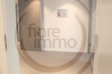 Nous avons le plaisir de vous proposer à la location des bureaux neufs meublés, avec cuisine - toilettes et salle de réunion.<br><br>Disponible immédiatement.<br><br>Très lumineux, il est situé proche de la Gare de Luxembourg, des axes routiers et de nombreuses commodités.<br><br>Plans sur simple demande.<br><br>Frais d\'agence à la charge de la partie Locataire : 1 mois de loyer + 17% TVA.<br><br>Pour plus de renseignements, veuillez contacter l\'agence.<br /><br />Wir freuen uns, Ihnen neue möblierte Büros mit Küche - Toilette und Tagungsraum zur Miete anzubieten.<br><br>Sofort verfügbar.<br><br>Es ist sehr hell, es liegt in der Nähe des Bahnhofs von Luxemburg, Straßen und viele Annehmlichkeiten.<br><br>Pläne auf Anfrage.<br><br>Agenturkosten zu Lasten des Mieterteils: 1 Monat Miete + 17% MwSt.<br><br>Für weitere Informationen wenden Sie sich bitte an die Agentur.<br><br /><br />We are pleased to offer you for rent new furnished offices, with kitchen - toilets and meeting room.<br><br>Available immediately.<br><br>Very bright, it is located close to Luxembourg train station, highways and many amenities.<br><br>Plans on request.<br><br>Agency fees payable by the Tenant: 1 month\'s rent + 17% VAT.<br><br>For more information, please contact the agency.