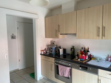 Agréable appartement à louer au 2ème étage d'une résidence à Redange.

- hall d'entrée
- wc séparé avec connexion lave-linge
- cuisine équipée séparée avec sortie sur balcon
- beau séjour / salle à manger avec sortie sur 2ème balcon
- 2 chambres à coucher
- salle de douche
- cave
- 1 emplacement intérieur.