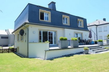 BERTRANGE,
Dans un des quartiers les plus résidentiels et tranquilles de Bertrange, belle maison libre de 4 côtés, d’environs 280 m2 habitables (+-400 m2 au total avec la terrasse), sur 6,65 ares de terrain et comprenant : 
Rez-de-chaussée : spacieux hall d’entrée, WC séparé, grand living avec accès terrasse, spacieuse cuisine séparée de +-25 m2 donnant accès à la terrasse et au jardin, une chambre à coucher, bureau, Premier étage : galerie, hall de nuit, grande master-bedroom avec dressing et salle de bains (douche, baignoire,  lavabos, WC) en suite, une salle de bains avec baignoire et douche, WC, 1 grandes chambres à coucher avec salle de douche et WC en suite, grande chambre, accès pour grenier,
-1 : dégagement, chambre d’amis, une salle de douche avec WC, salle de sport ou hobby room, buanderie avec accès au jardin, chaufferie avec chauffage au gaz, grand garage avec porte électrique pour deux voitures,  2 caves.
Extérieur : grande terrasse et jardin. Année de construction : 1998
Accès facile au City Concorde, Belle Etoile, restaurants et commerces du centre de Bertrange, tennis, écoles, école européenne et à 15 minutes de la Capitale. Parking pour visiteurs.  Libre de suite 
Contact et visites : Rosalba MAITRE téléphone 691 550 189