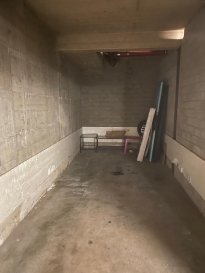 NEWGEST vous propose un emplacement intérieur situé dans une résidence à deux pas de la Gare de Luxembourg et de la station de tram.
L'accès principal de la résidence se fait par une porte motorisée.
Surface : 13,77 m²

Pour toute visite ou information complémentaire, n'hésitez pas à nous contacter :

M. Tinelli  Tél. : 691 241 181