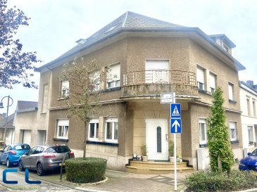 <br /><br />Niederkorn - commune de Differdange<br><br>-Appartement de 3 chambres à coucher, au rez-de-chaussée d\'un immeuble de 3 unités, très bien entretenue. <br>Cet appartement à la particularité de pouvoir être utilisé également comme bureau et professions libérales.<br> (entrée séparée). <br>-  Un grand garage (47m2) pour deux voitures et avec une fosse mécanique.<br>- Une grande cave privative (15m2).<br>- Chauffage au gaz individuel.<br><br>Situé dans une rue calme et proche de petits commerces, écoles, hôpital, transports en commun. <br><br>Pour toute demande de visite ou informations complémentaires, n\'hésitez pas à nous contacter au 265341 ou directement notre agent Mme VEIGAS au 621 505 621 ou par mail au cristina.veigas@cl-immo.lu<br><br>Les frais d\'agence sont compris dans le prix de vente et à charge du vendeur. <br>