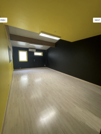 DESCRIPTION

TRES BEAU BUREAU A LOUER D'UNE SURFACE DE +/- 55 M2 AVEC PARKING

CUISINE ÉQUIPÉE COMMUN

DISPONIBLE DE SUITE

LOYER 910.-€  
CHARGES 150.-€

N'HESITEZ PAS DE ME CONTACTER POUR UNE VISITE : TRIA@NEWGEST.LU OU +352 691125293