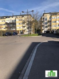 LUXEMBOURG-CENTS, Emplacement sur plateau mécanique, facile à garer, dans une résidence haute standing.<br />Ref agence :2449325