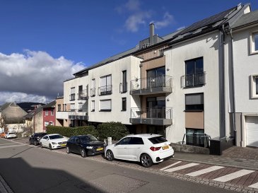 Immo Losch vous propose en vente ce spacieux appartement de 90 m² à Rodange, Luxembourg, offrant un cadre de vie confortable et moderne.

Idéalement situé dans un immeuble récent au centre de Rodange, il se trouve à proximité de toutes les commodités. Cet appartement lumineux est parfait pour un couple ou une petite famille.

Caractéristiques du bien :
Superficie : 90 m²
2e étage
Hall d’entrée
2 chambres lumineuses
Salon spacieux avec grandes fenêtres
Cuisine ouverte sur le séjour
Salle de bain
Débarras
Buanderie commune
Ascenseur

Disponibilité : 01/05/2025

Possibilité d'acquérir un emplacement intérieur pour 25.000€.


Ne manquez pas cette opportunité !

Pour plus d’informations ou pour organiser une visite, contactez-nous dès maintenant :
Téléphone : +352 26532611
E-mail : info@immolosch.lu

 ---------- 
Immo Losch bietet Ihnen diese geräumige 90 m² große Wohnung in Rodange, Luxemburg, zum Verkauf an. Sie bietet ein komfortables und modernes Lebensumfeld.

Ideal gelegen in einem neuen Gebäude im Zentrum von Rodange, befindet sie sich in der Nähe aller Annehmlichkeiten. Diese helle Wohnung ist perfekt für ein Paar oder eine kleine Familie.

Eigenschaften des Objekts :
Fläche: 90 m².
2. Stockwerk
Eingangshalle
2 helle Schlafzimmer
Geräumiges Wohnzimmer mit großen Fenstern
Zum Wohnzimmer hin offene Küche
Badezimmer
Abstellraum
Gemeinsame Waschküche
Aufzug

Verfügbarkeit: 01/05/2025

Möglichkeit, einen Innenplatz für 25.000€ zu erwerben.


Lassen Sie sich diese Gelegenheit nicht entgehen!

Für weitere Informationen oder um einen Besichtigungstermin zu vereinbaren, kontaktieren Sie uns jetzt :
Telefon: +352 26532611
E-Mail: info@immolosch.lu

 ---------- 
Immo Losch offers for sale this spacious 90 m² apartment in Rodange, Luxembourg, offering comfortable, modern living.

Ideally located in a recent building in the center of Rodange, it's close to all amenities. This bright apartment is perfect for a couple or small family.

Property features :
Area: 90 m² (90 sq.m.)
2nd floor
Entrance hall
2 bright bedrooms
Spacious living room with large windows
Open-plan kitchen
Bathroom
Storage room
Shared laundry room
Elevator

Availability : 01/05/2025

Possibility of acquiring an indoor location for €25,000.


Don't miss this opportunity!

For more information or to arrange a viewing, please contact us today:
Phone: +352 26532611
E-mail: info@immolosch.lu
