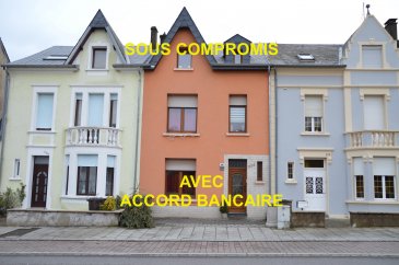 L'agence IMMOLORENA de Pétange vous propose une jolie maison mitoyenne,  située à RODANGE avec une superficie totale de 130 m2 habitables, à proximité de toutes les commodités, elle se compose comme suit:

Rez-de-chaussée:

- Hall d'entrée de 4,95 m2
- Wc séparée de 0,74 m2
- Cuisine ouverte avec salle à manger de 23,95 m2 donnant accès au jardin
- Un Salon de 15,75 m2

Premier étage:

- Un Hall de  nuit 4,28 m2
- Une Chambre de 16,10 m2
- Deuxième Chambre de 13 m2
- Salle de bain avec douche de 7,40 m2


Deuxième étage

- Magnifique Chambre parentale de 24 m2 avec salle de bain douche et baignoire de 9,04 m2 et dressing 4,08 m2


3% du prix de vente à la charge de la partie venderesse + 17% TVA
Pas de frais pour le futur acquéreur


A VOIR ABSOLUMENT.....

Pour tout contact:
Joanna RICKAL 621 36 56 40 (FR)
Vitor Pires: 691 761 110 (PT, IT, UK, FR)
Kevin Santos: 621 36 56 41 (LUX, DE, FR, PT, UK)

L'agence ImmoLorena est à votre disposition pour toutes vos recherches ainsi que pour vos transactions LOCATIONS ET VENTES au Luxembourg, en France et en Belgique. Nous sommes également ouverts les samedis de 10h à 19h sans interruption.
Détails de la vente